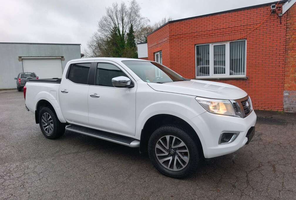 Nissan DC 4x4 EU6 S&S Visia