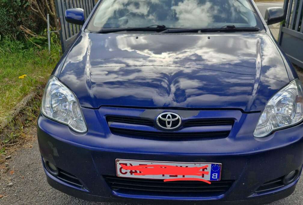 Toyota 110 VVT-i Les Bleus
