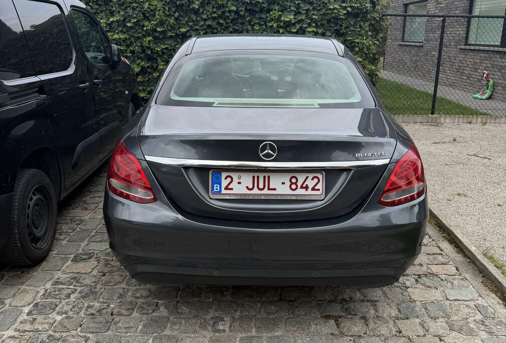 Mercedes-Benz d