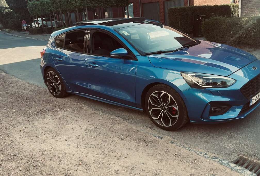 Ford 1.5 EcoBoost ST-Line Business