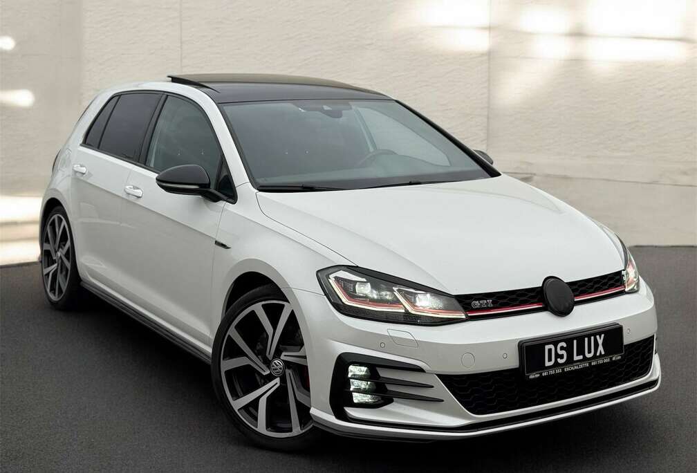 Volkswagen 7 FACELIFT DSG6 VIRTUAL COCPIT / LED / NAVI PRO /