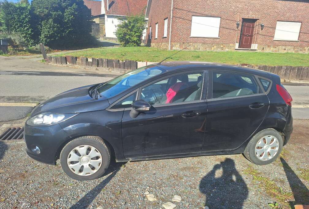 Ford Fiesta 1.6 TDCi Champions Edition DPF