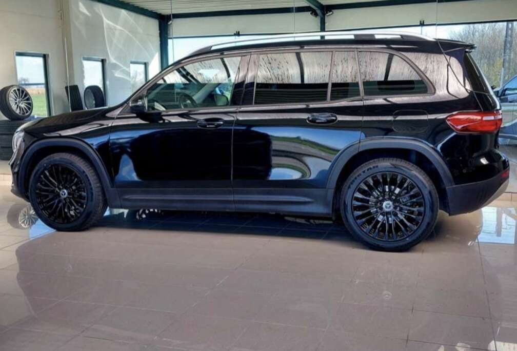 Mercedes-Benz d 8G-DCT