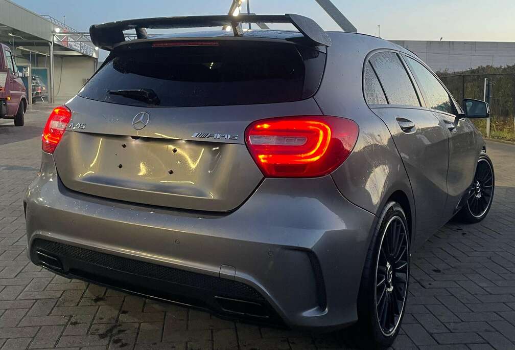 Mercedes-Benz A 45 AMG 4-Matic