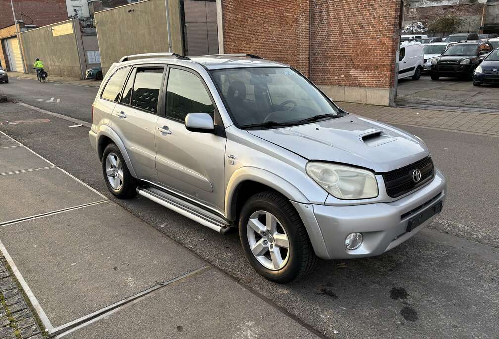 Toyota RAV4 115 D-4D GX