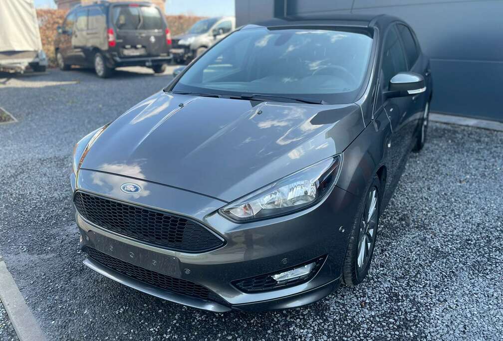 Ford Focus ST-Line Benzine