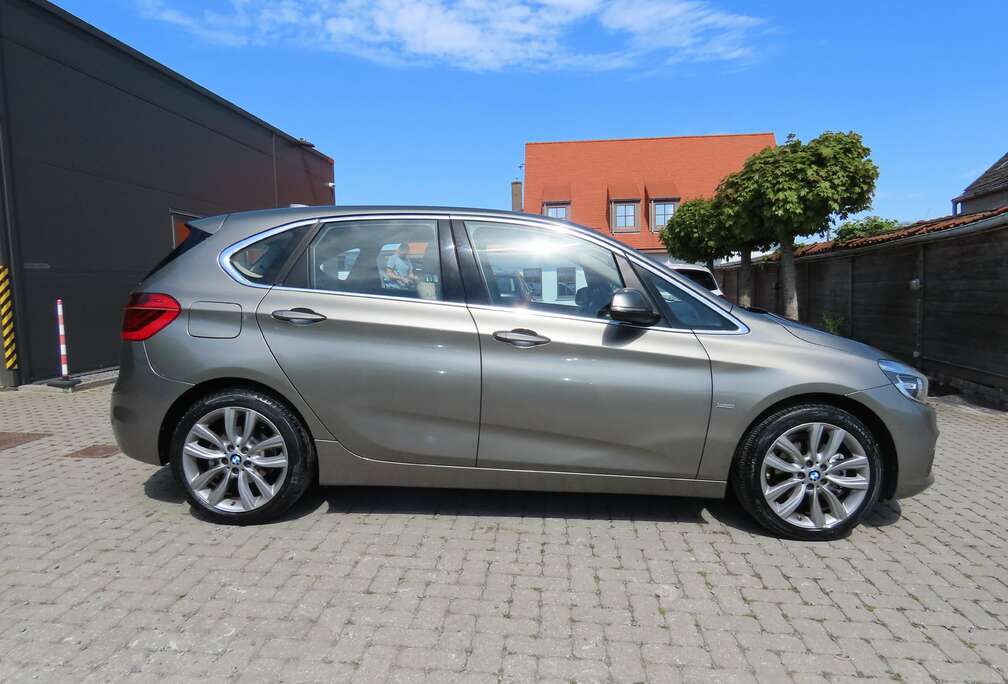 BMW Active Tourer 220i LUXURY