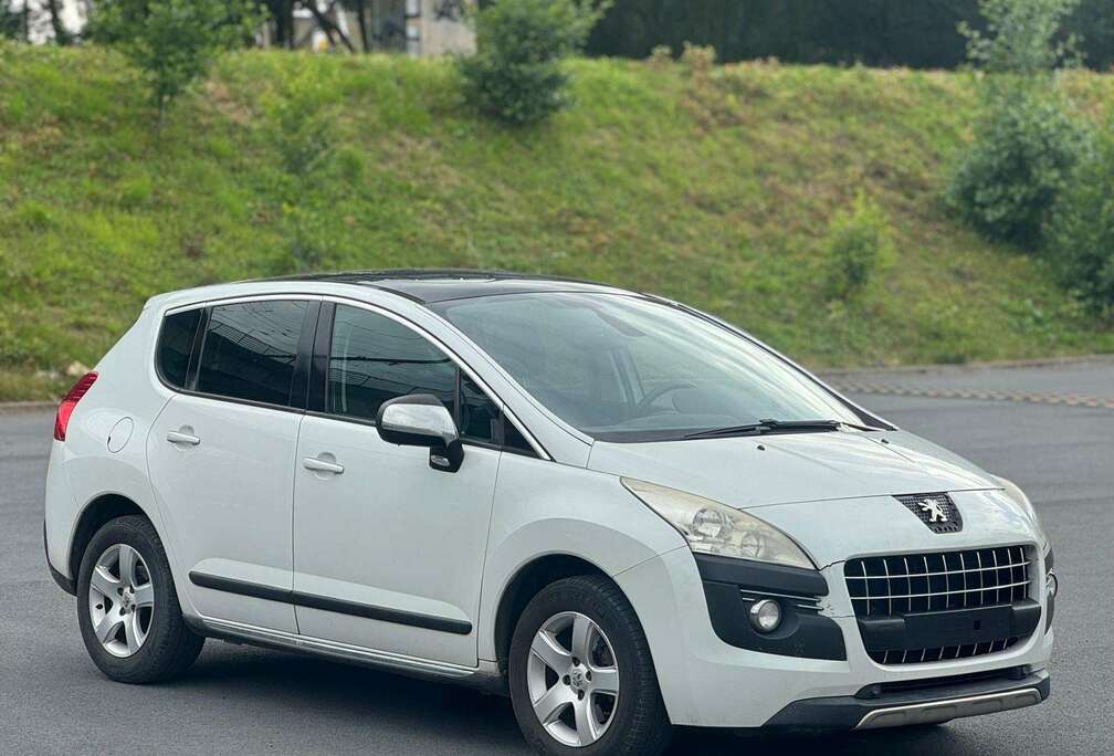 Peugeot 3008 1.6i Gps panorama clime