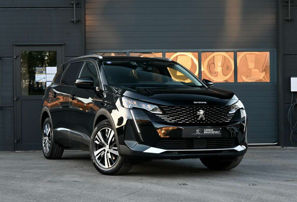 Peugeot Benzine - Automaat - 7zitplaatsen - Keyless - Camera