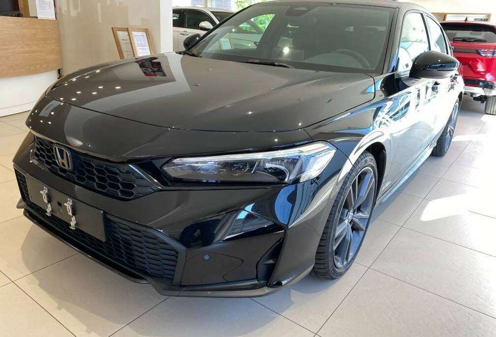 Honda Civic e:HEV 2.0 i-MMD Sport eCVT + Black Emblem Pack & Elegance Tapijten