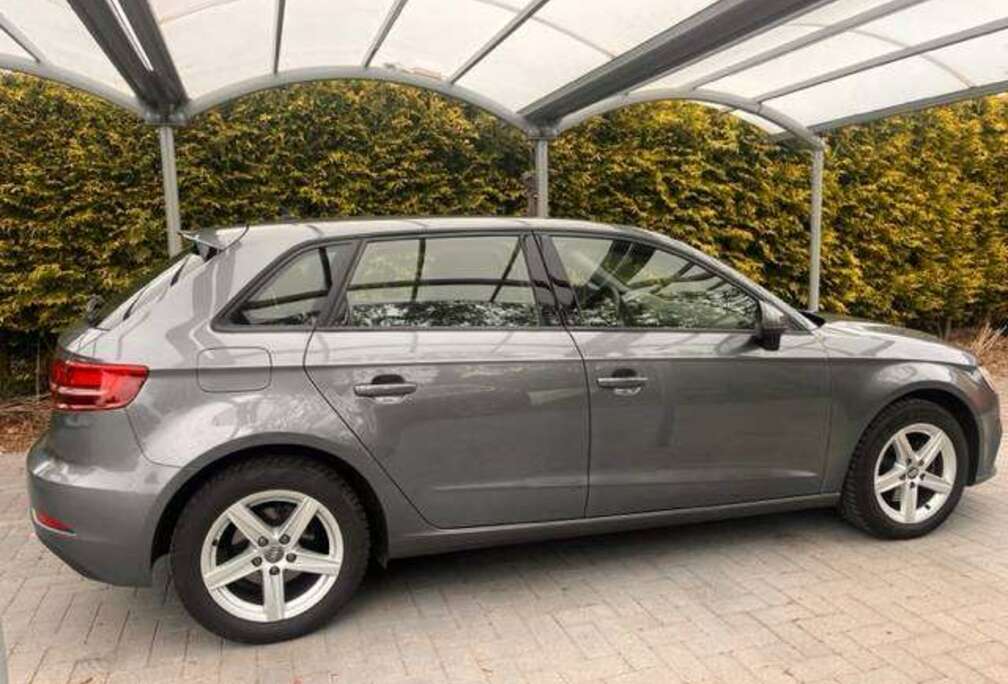 Audi A3 Sportback 30 TDi Design (EU6d-TEMP),met onderhoudshistoriek ,super mooie auto
