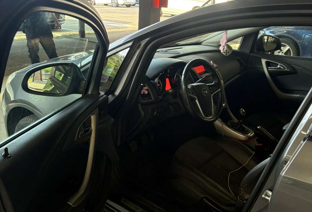 Opel 1.4 Turbo 150 Jahre