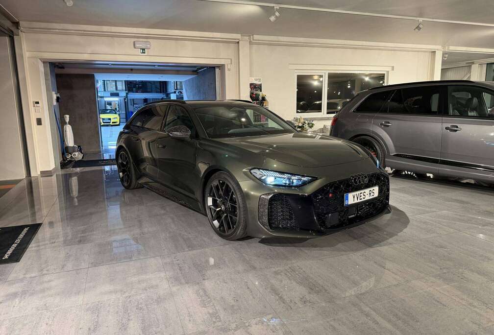 Audi RS 5 Avant 2.9 TFSI Quattro PHEV Tiptronic (470 kW) * CERAMIC * AUDI EXCLUSIVE * FULL OPTION *