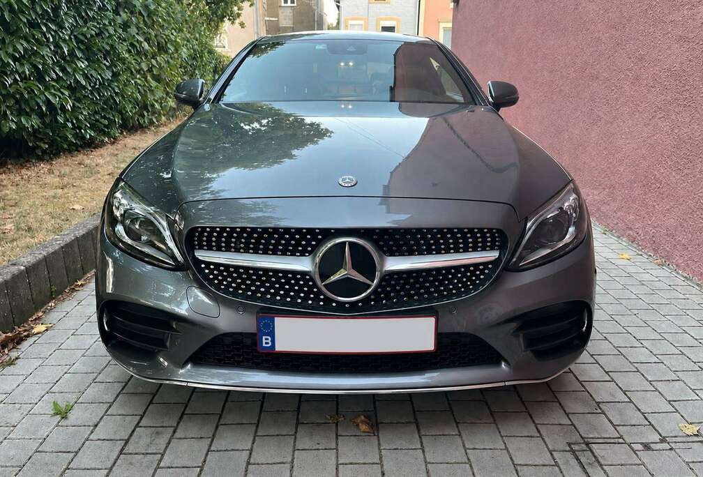 Mercedes-Benz Coupe C 200 4-Matic MHE