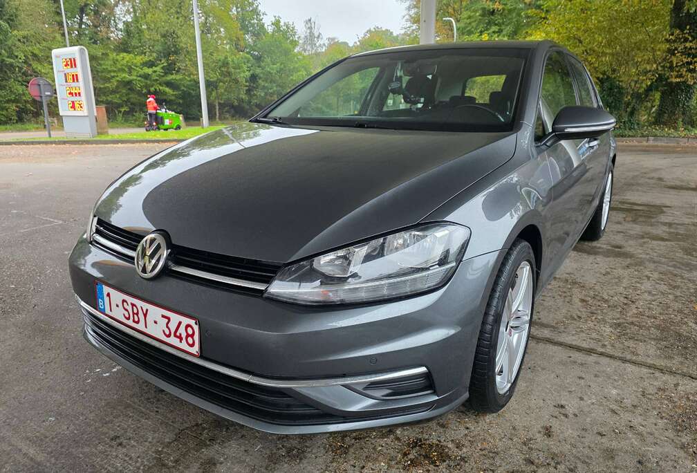 Volkswagen Golf 2.0 SCR TDi Life DSG