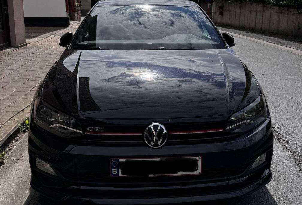 Volkswagen Polo 2.0 TSI DSG GTI