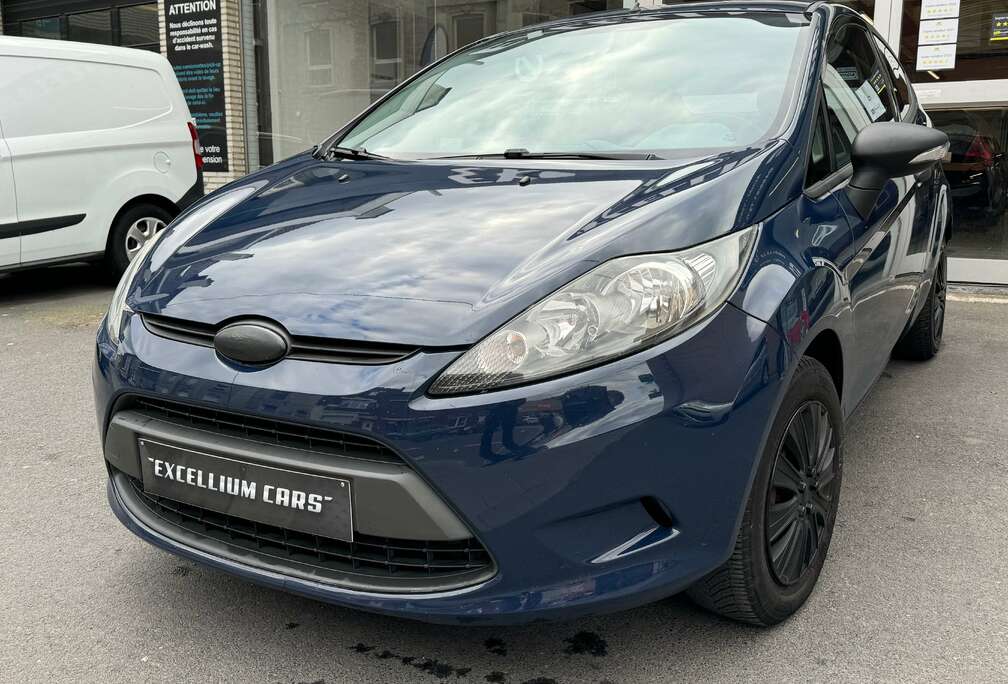 Ford 1.25i Trend 3Porte Gps CarPlay Airbag Tres Propre