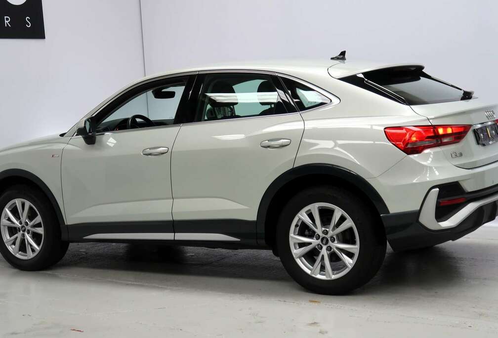 Audi Q3 35 TFSI Sportback S tronic S line