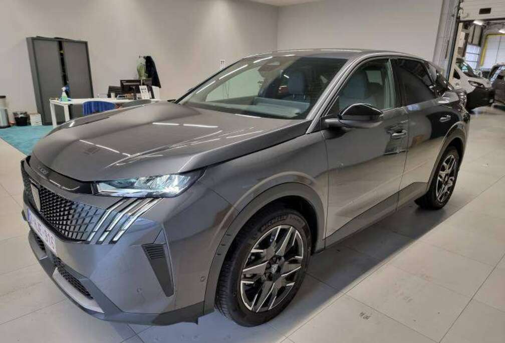 Peugeot 3 1.2 HYBRID 145 e-DSC6 Allure