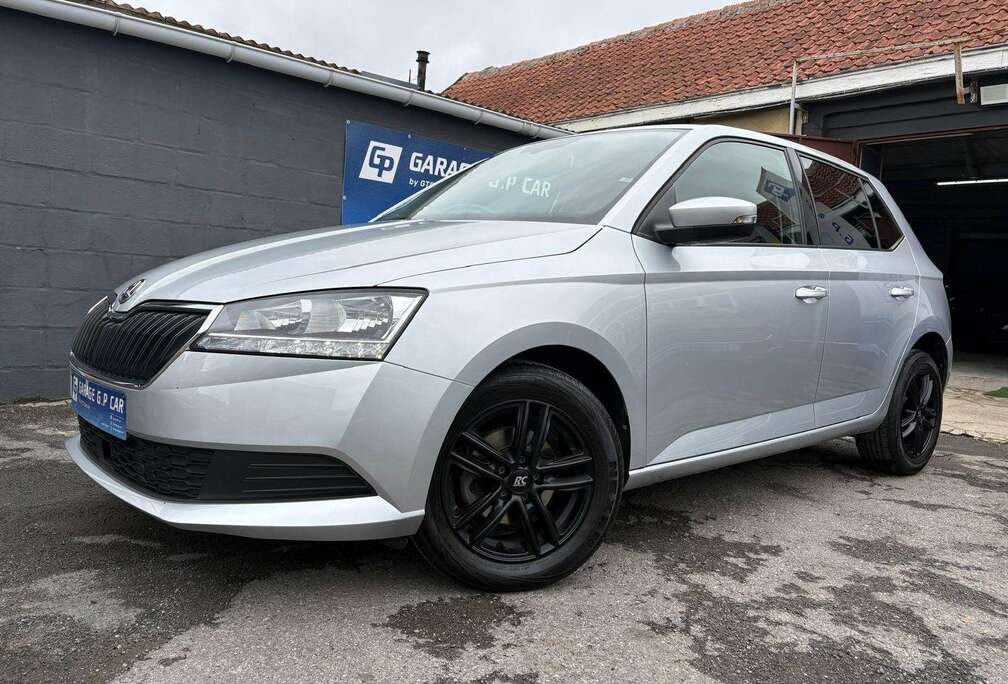 Skoda 1.0 TSI Ambition   PDC  CARPLAY  CRUISE