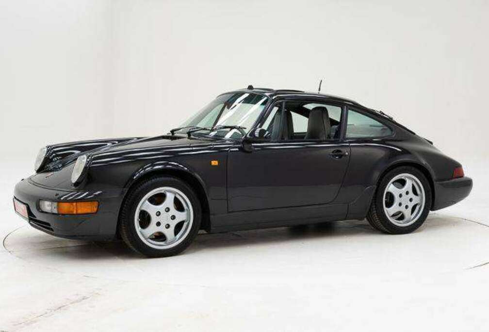 Porsche 911 Carrera 4 \'92 CH02980