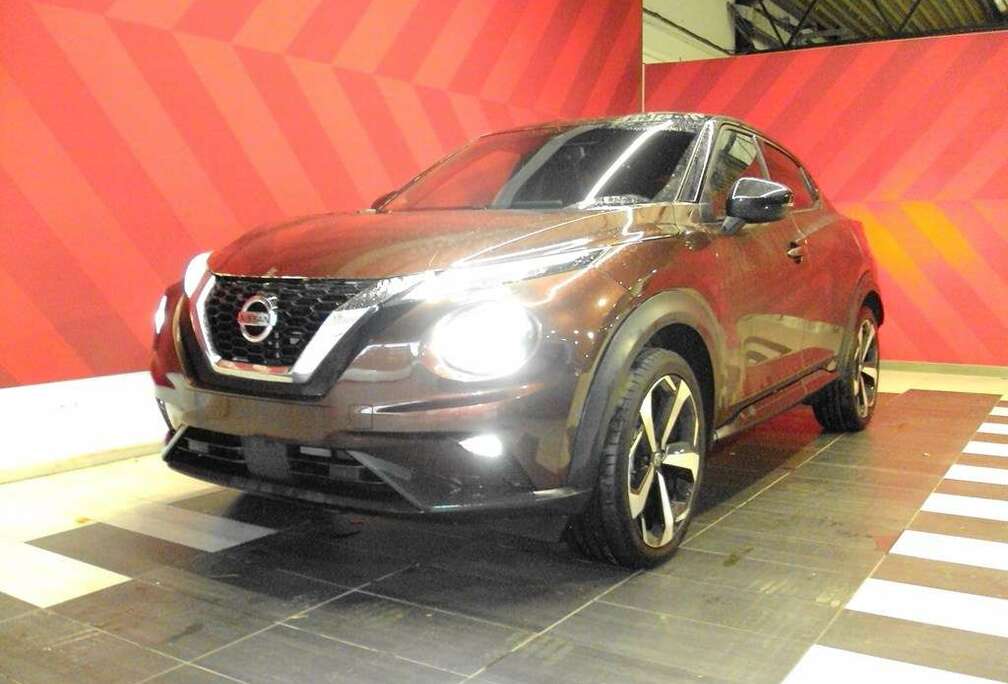 Nissan PREMIERE EDITION 1.0 6MT