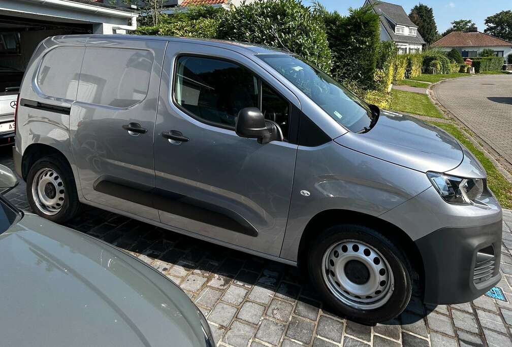 Peugeot 1.5 BlueHDi 130 automatique