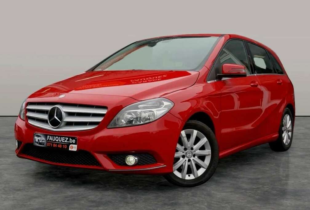 Mercedes-Benz / NAVI - CUIR - AC AUTO - BLUETOOTH / FULL CARNET