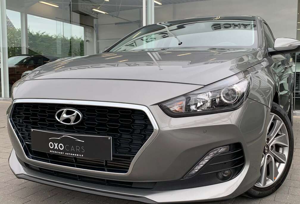 Hyundai Fastback 1.4 T-GDI 140 CV / Clim Auto / Gps / CarPlay / Camera / LED / Cruise / PDC Avant Et Arrière  / Attache Remorque