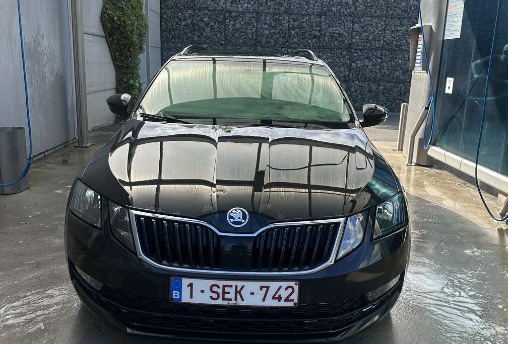 Skoda SW 1.6 CR TDi Ambition