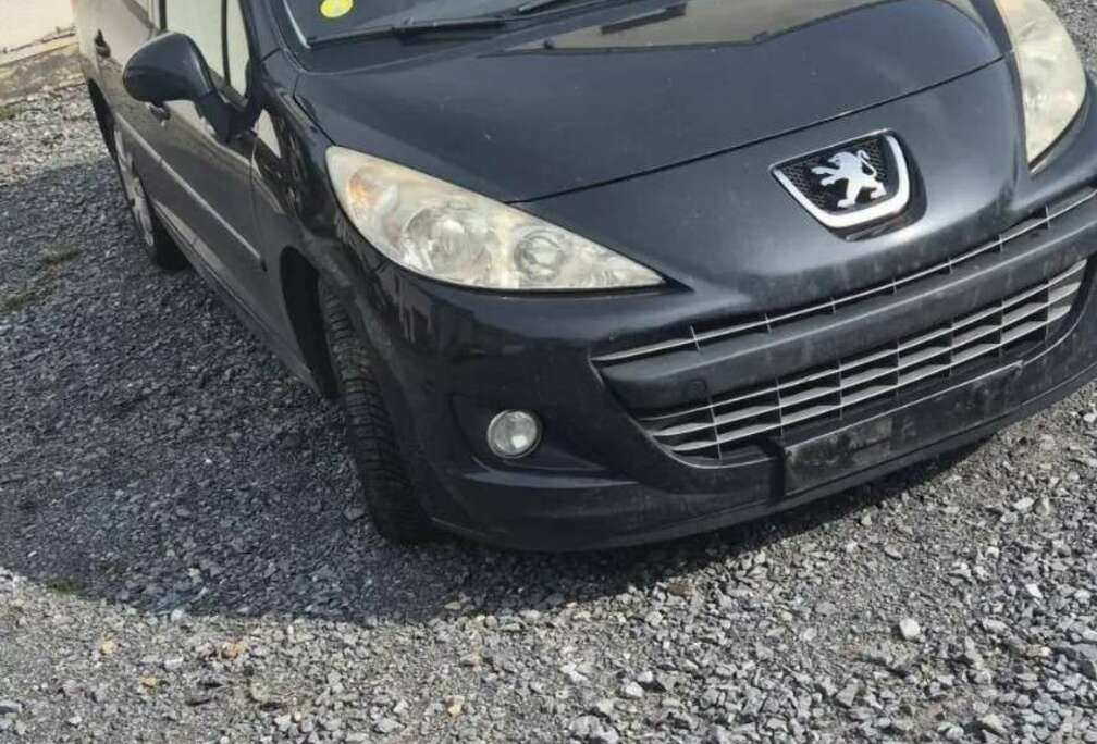 Peugeot 1.6 HDi Zen 99g FAP