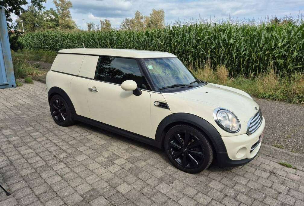 MINI LICHTE VRACHT  Mini Clubman 1.6 D Cooper DPF