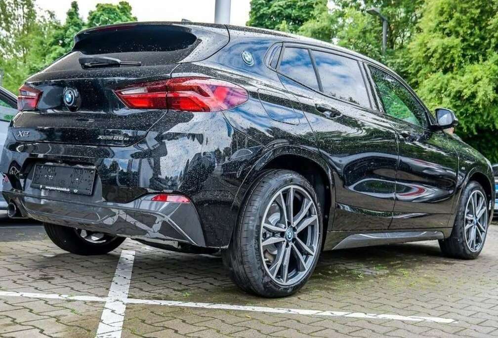 BMW X2 xDrive25e