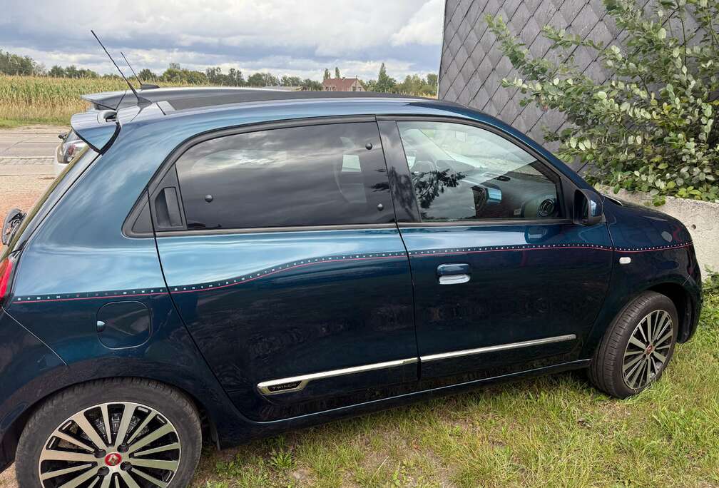 Renault Twingo SCe 75 Signature