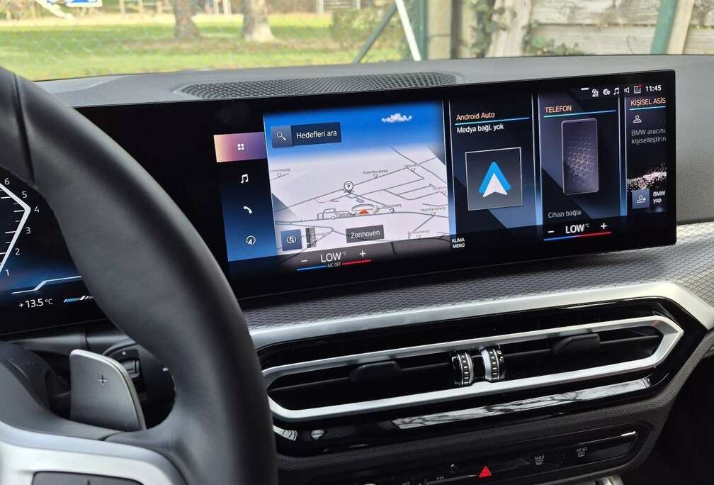 BMW 330i Touring Aut.