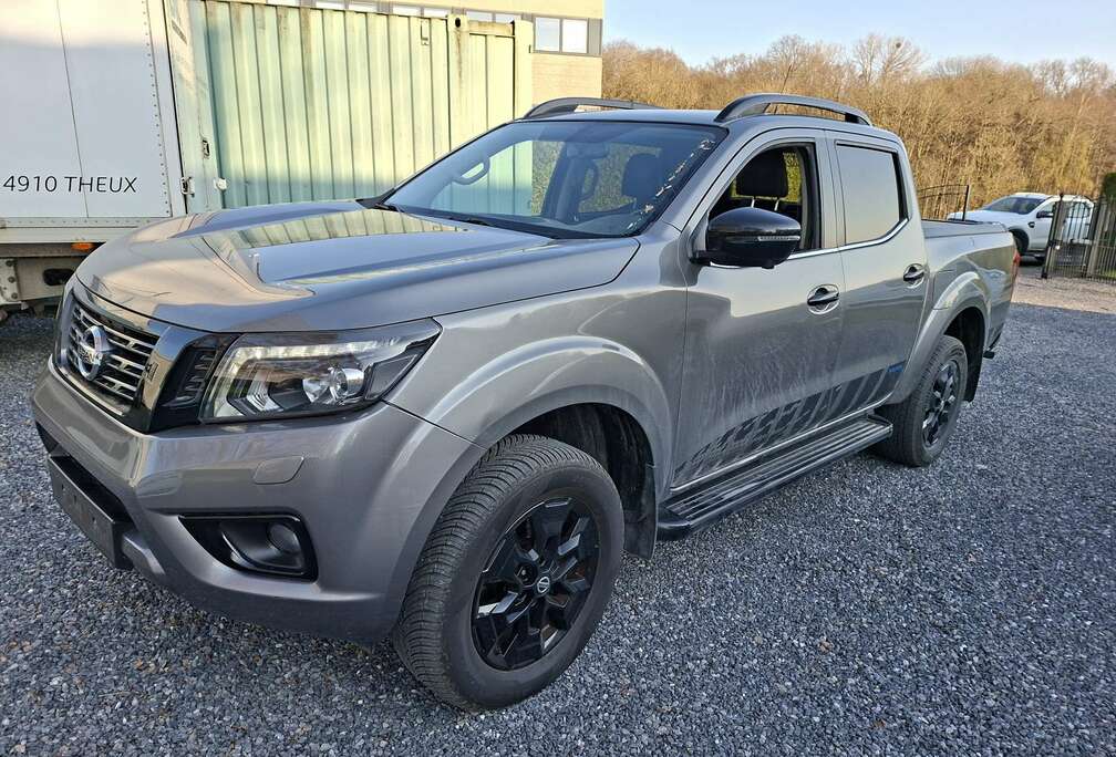 Nissan Navara 2.3 dCi 22500 TVAC
