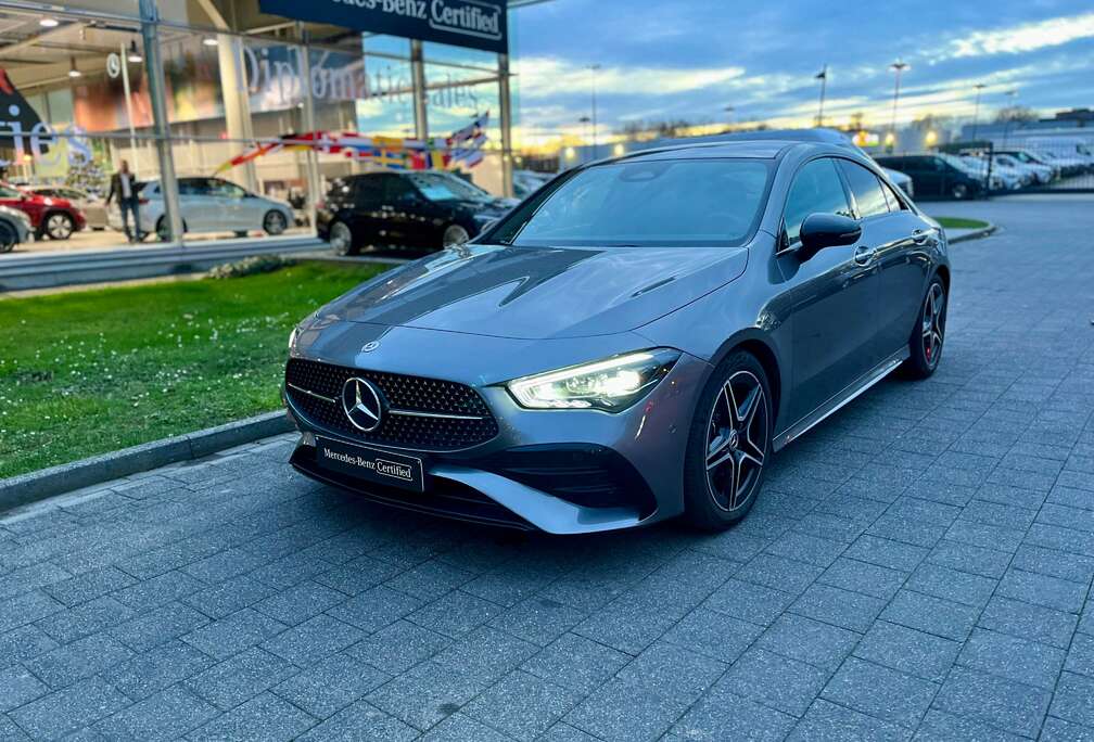 Mercedes-Benz CLA 180 AMG Line