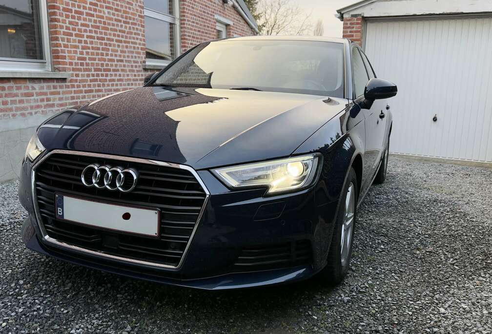 Audi 1.0 TFSI Sportback design