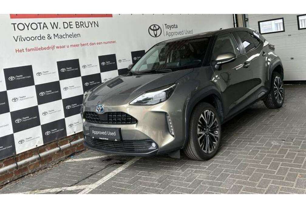 Toyota Elegant