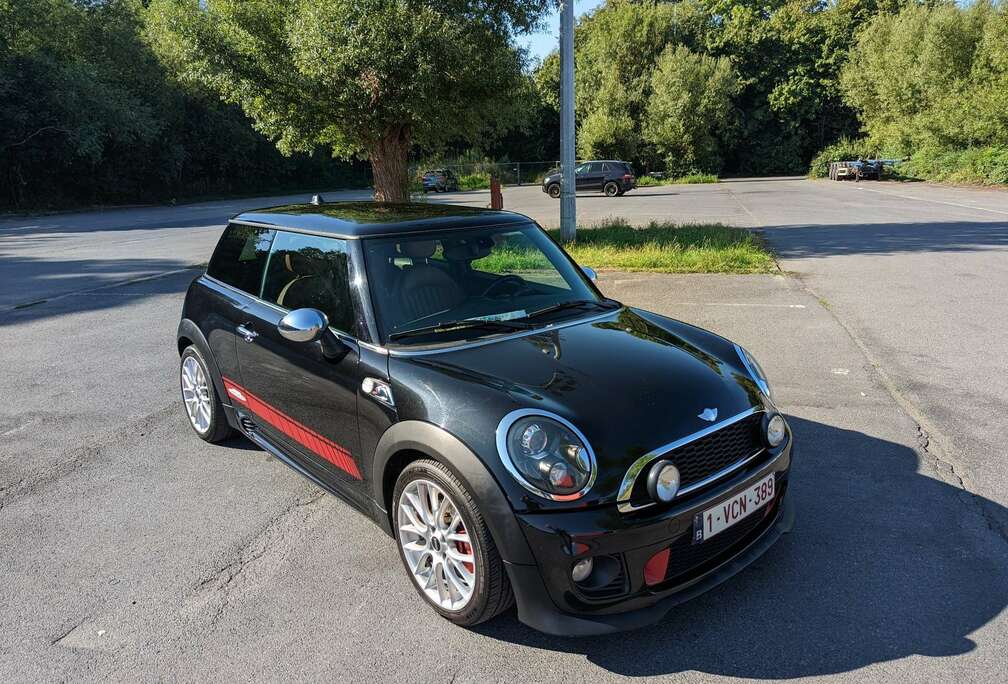 MINI JCW Pack