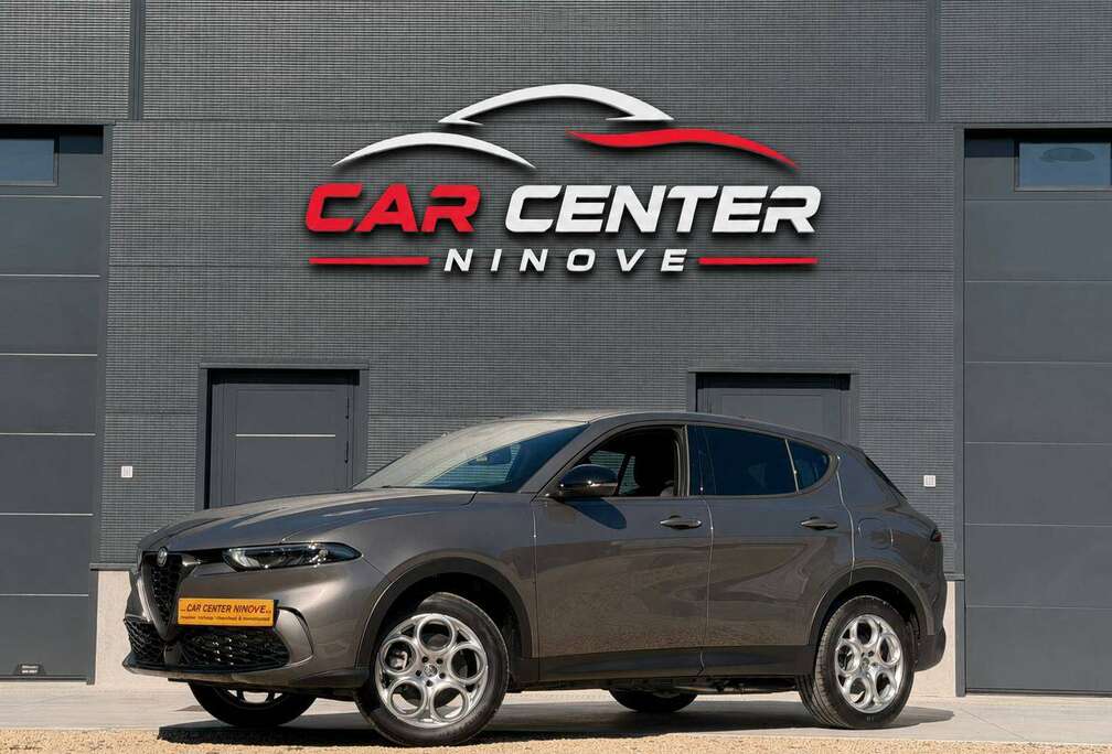 Alfa Romeo 1.3 Plug-In Q4 Sprint / Camera + PDC / Slechts 20 Km / Keyless / DAB