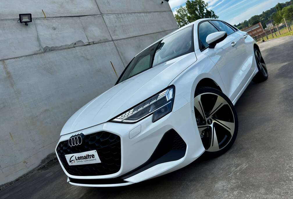 Audi Sportback 1.5 TFSI 115Pk / LED / CARPLAY / ALU