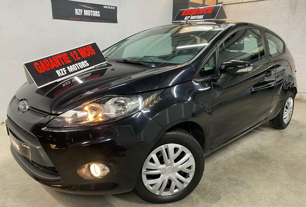 Ford 1.25i TITANIUM ️ GARANTIE 12 MOIS ️
