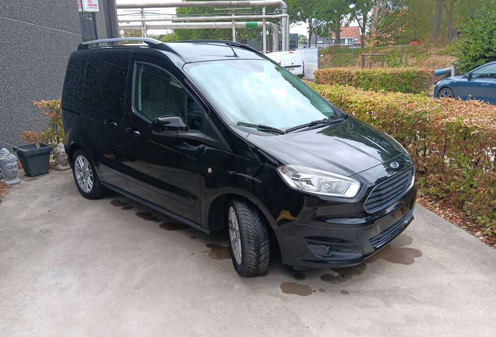 Ford 1.0 EcoBoost Titanium