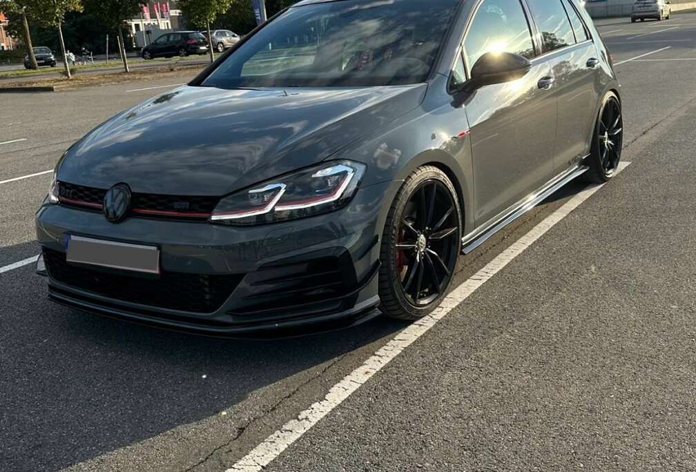 Volkswagen GTI 7.5/ TCR/ FULL OPTION / AKRAPOVIC / 400 PK+