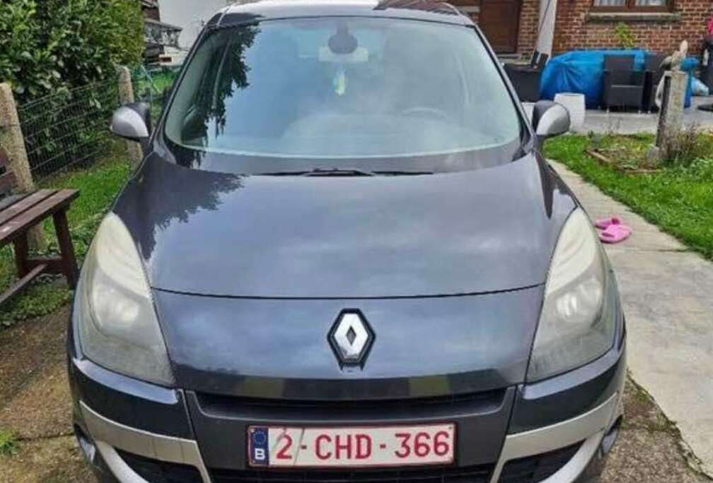 Renault Scenic 1.5 dCi Silver Edition FAP