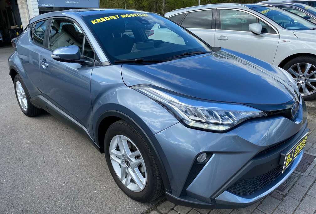 Toyota 1.8i VVT-i Hybrid C-Hic Bi-Tone E-CVT AUTOMAAT