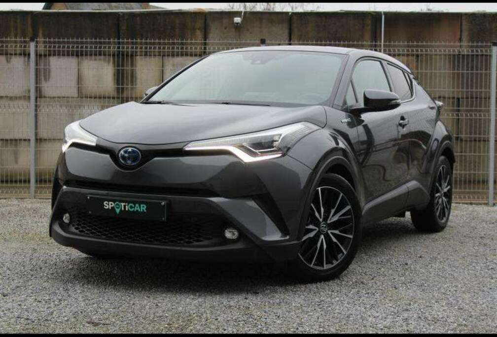 Toyota C-LUB -GPS-CAM-TREKH-PARK+