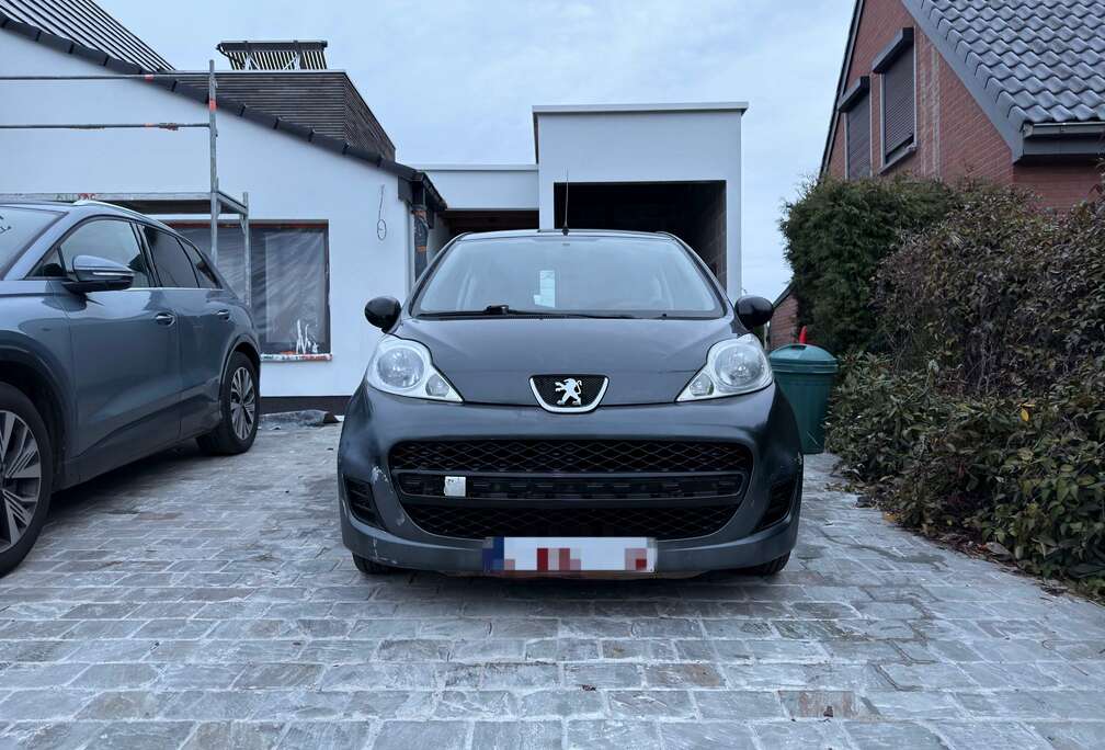 Peugeot 1.0i Trendy