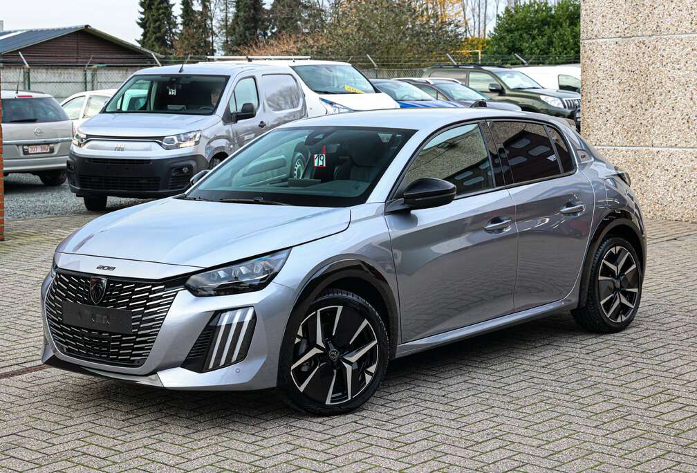 Peugeot GT-LINE*NAVIGATIE*CAMERA*PARKEERSENSORE*HALF-LEDER